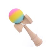 Kendama profesionala din lemn de fag 18 cm, 160 g cu bila 80 g, vopsea aderenta mata, design Rainbow Fade